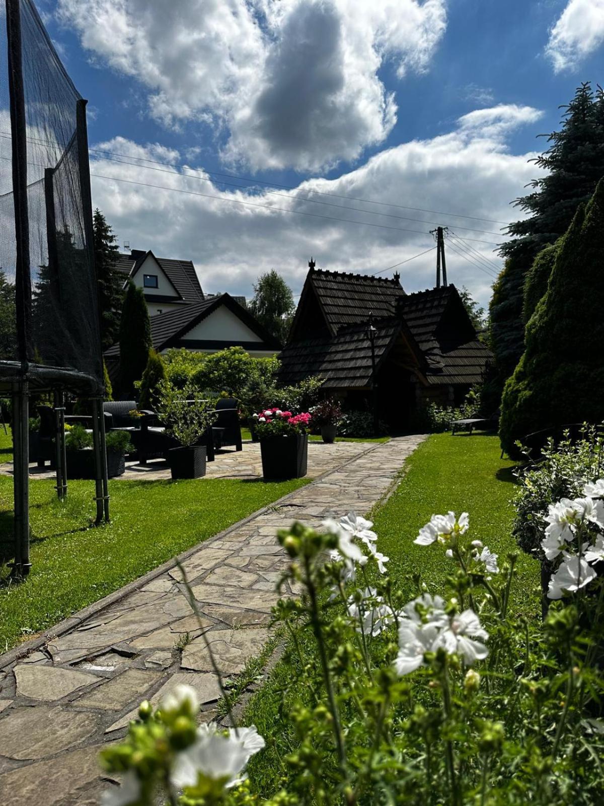 Dw Basia Pokoje I Apartament Bialka Tatrzanska Exterior foto