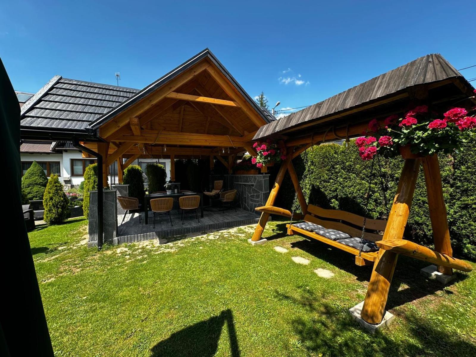 Dw Basia Pokoje I Apartament Bialka Tatrzanska Exterior foto