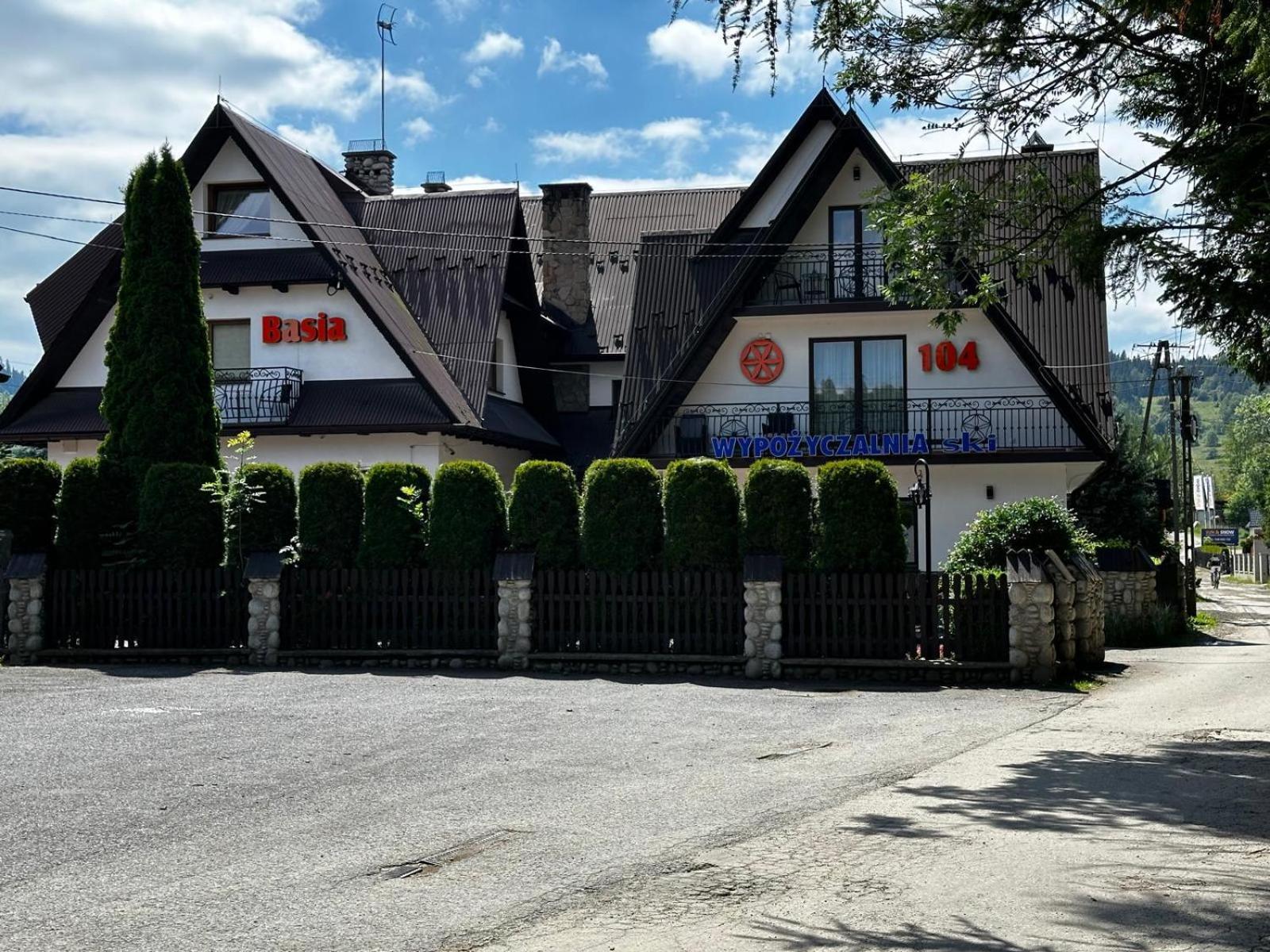 Dw Basia Pokoje I Apartament Bialka Tatrzanska Exterior foto