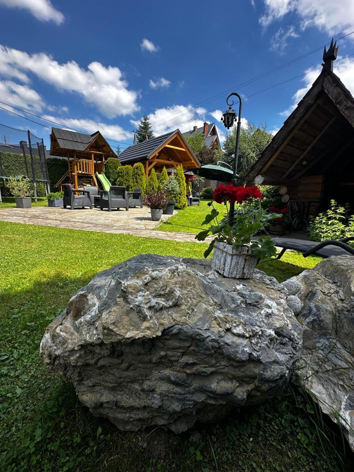 Dw Basia Pokoje I Apartament Bialka Tatrzanska Exterior foto